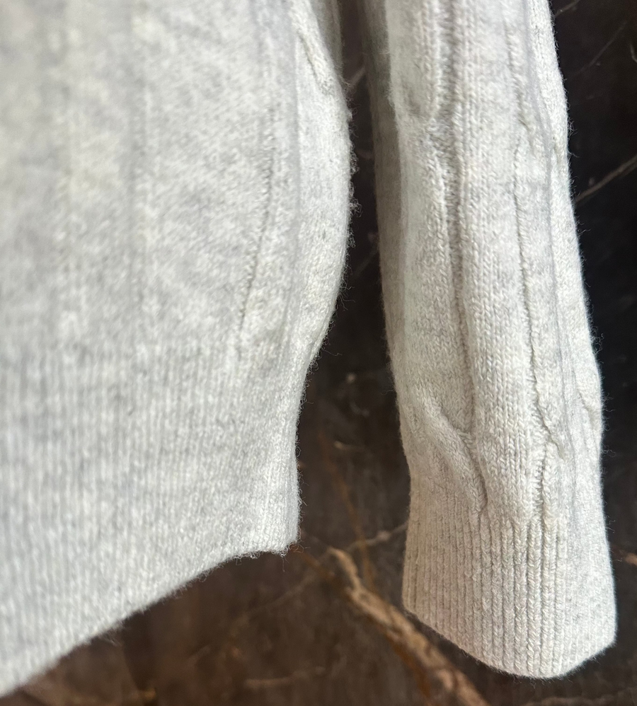 Cable Knit - Light Grey